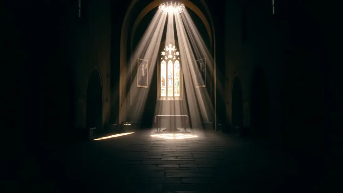 Interior de una capilla iluminada por una vidriera